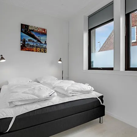1 Bedroom Lovely In *
